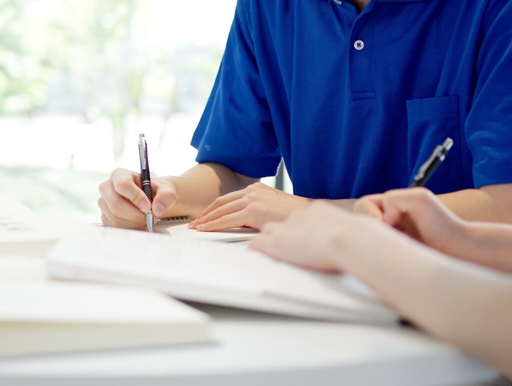 Pflegekräfte, die sich weiterbilden.